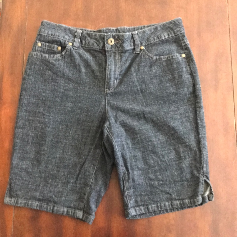 Liz Claiborne Chambray Denim Shorts